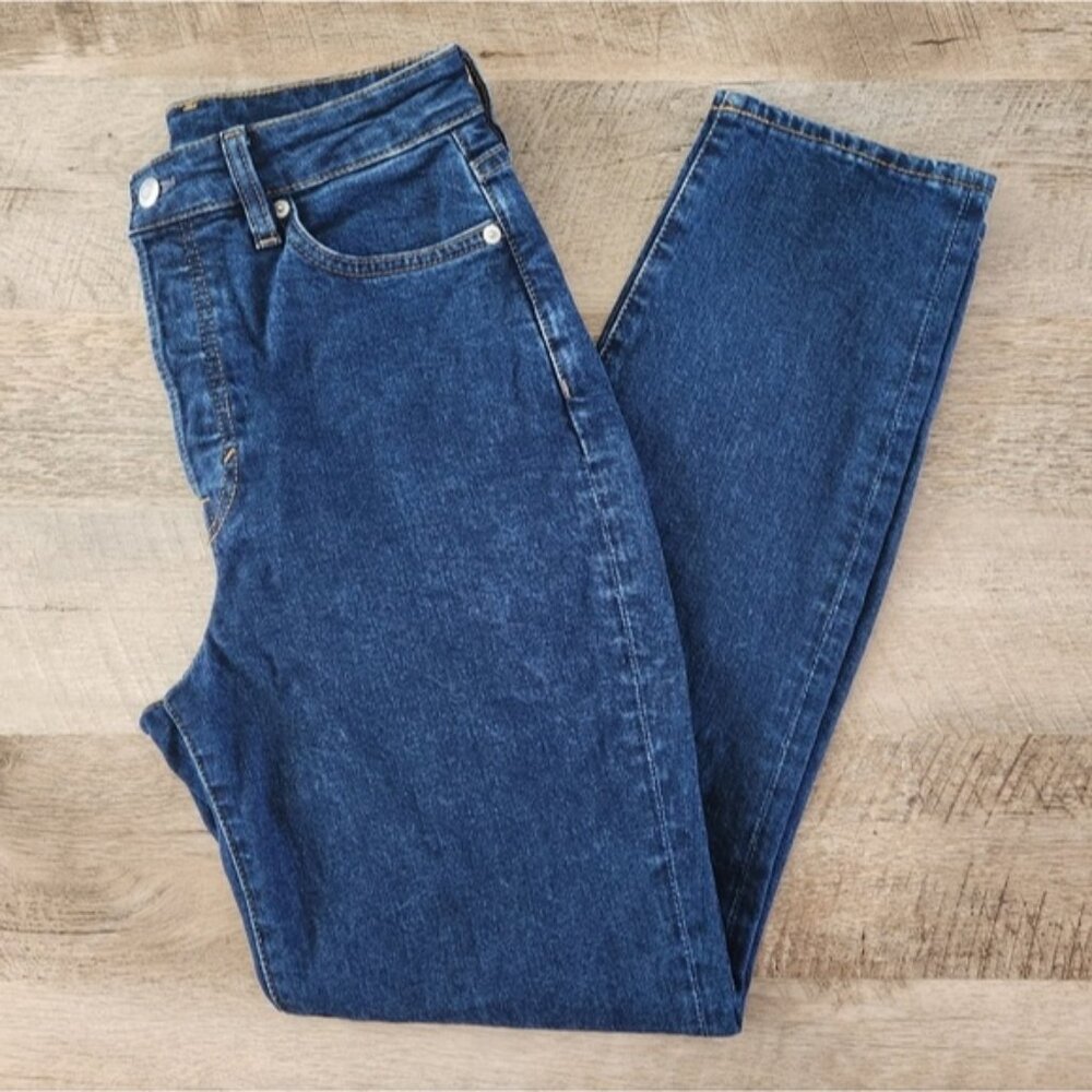 H&M Ultra High Waist Mom Jeans